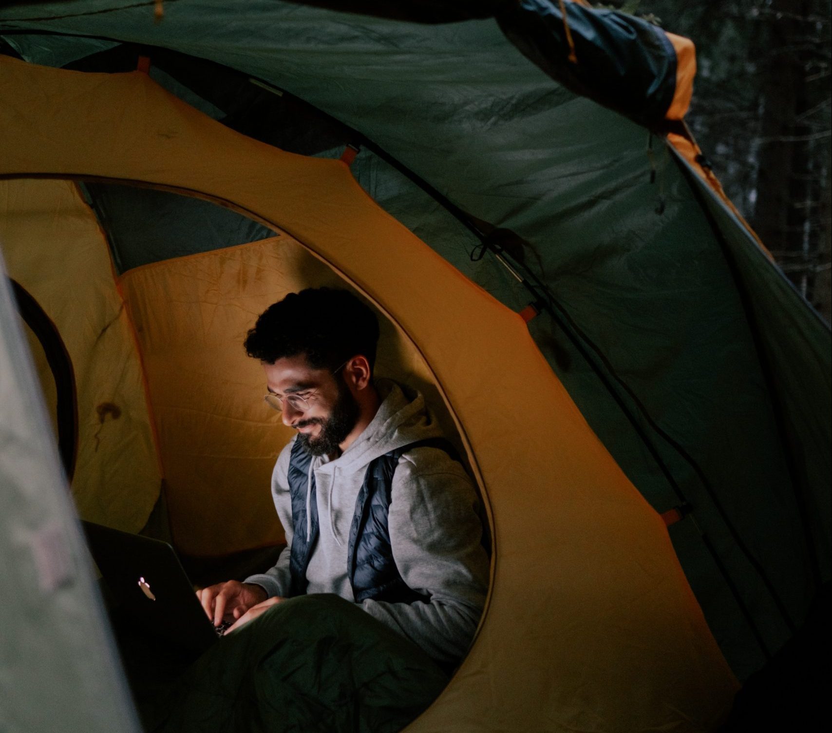 What is aligned_union in Modern C++